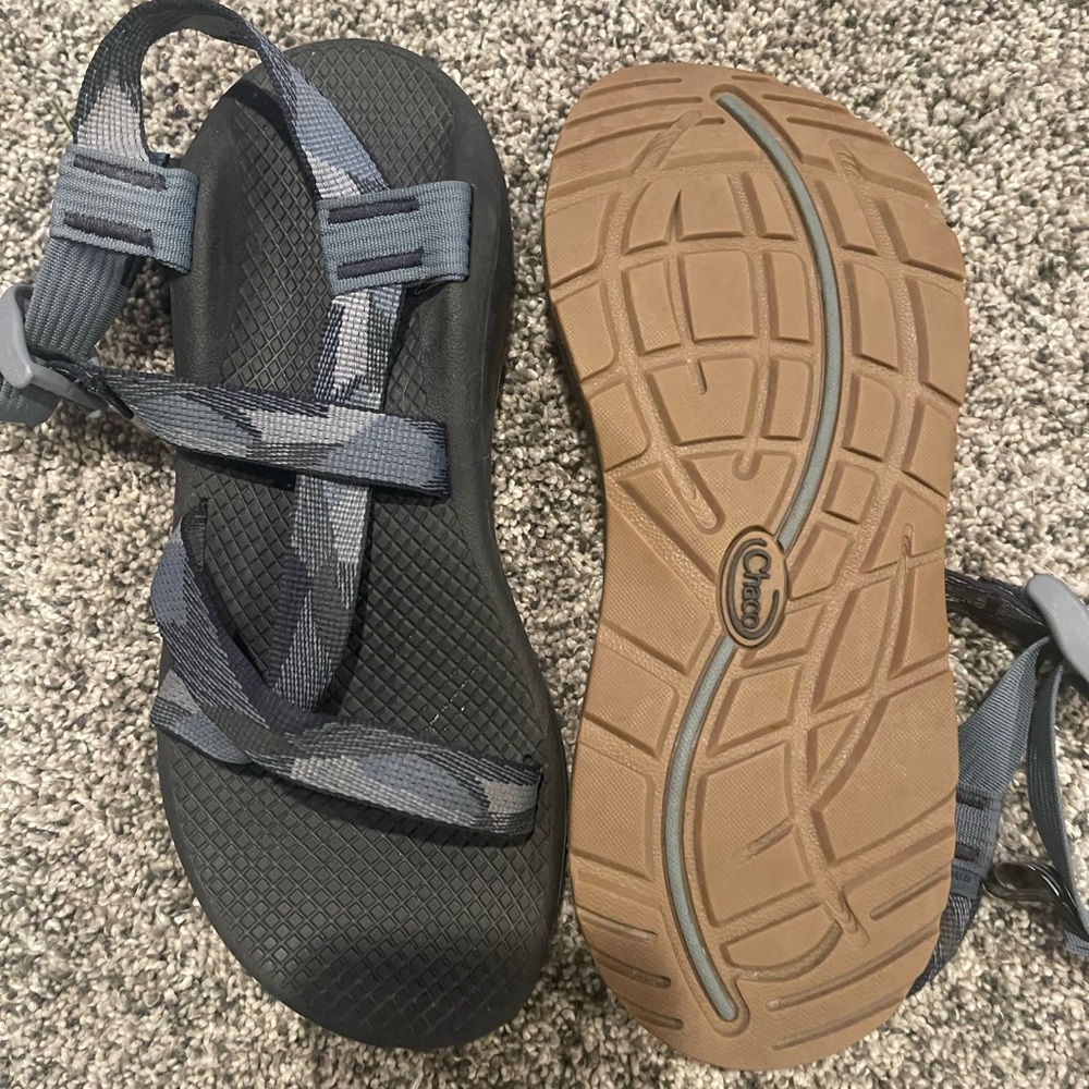 Like new Chacos